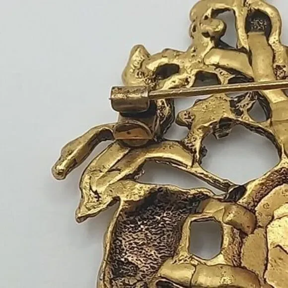 EARTH'S Animals of the World Brooch - Picture 3 of 7